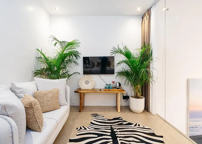 Lea - Bright Luxury 2br In Quiet Part Of فيلة تْشانغو